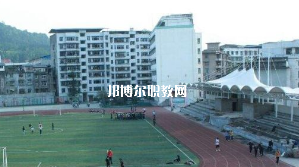 牟定縣職業(yè)高級中學(xué)2022年報名條件、招生要求、招生對象