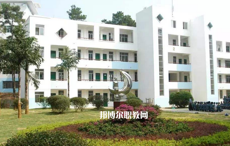 桂林旅游職業(yè)中等專業(yè)學(xué)校2022年報名條件、招生要求、招生對象