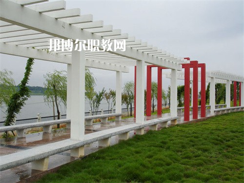 鹽津縣職業(yè)高級中學2022年招生辦聯(lián)系電話