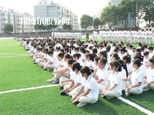 安慶工業(yè)學(xué)校2022年報(bào)名條件、招生要求、招生對象