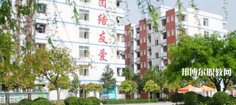 成都指南針職業技術學校怎么樣、好不好