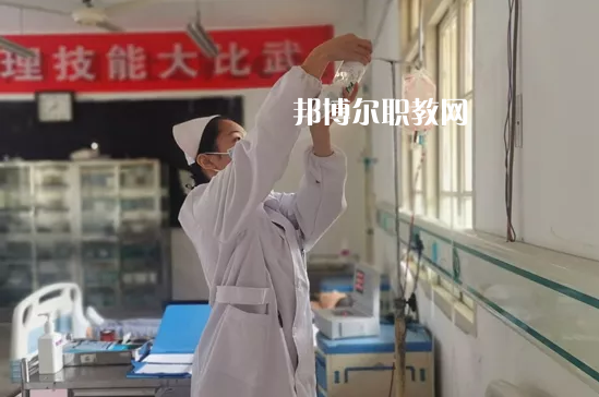 臺州護士學校2022年報名條件、招生要求、招生對象