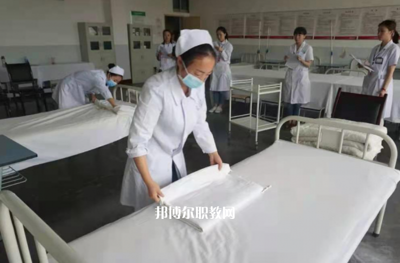 成都中醫(yī)藥大學附屬學校龍泉校區(qū)2022年有哪些專業(yè)