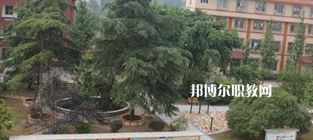 樂山商務技工學校怎么樣、好不好