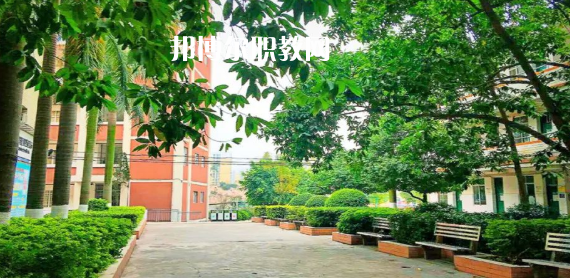 廣西工貿高級技工學校2022年報名條件、招生要求、招生對象
