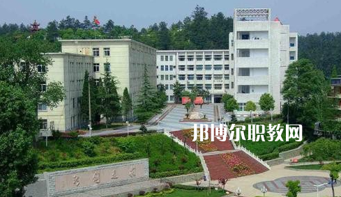 湖北機械工業學校2022年招生辦聯系電話