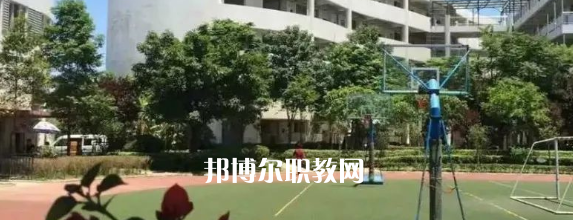 廣州白云工商技師學(xué)院怎么樣、好不好