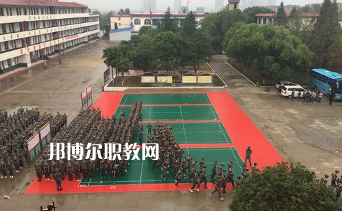 唐河縣中等職業學校2022年地址在哪里