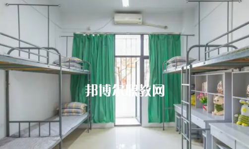 羅田理工中專(zhuān)2022年宿舍條件