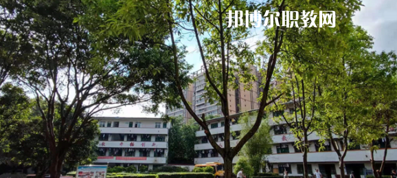 廣西玉林市現代職業技術學校2022年報名條件、招生要求、招生對象