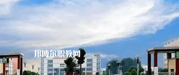 河南高職?？圃盒Ｅ琶?6強(qiáng)