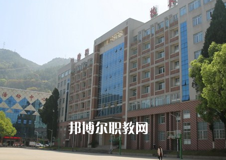 福建2023年以中專學校為王牌專業的大專有哪些