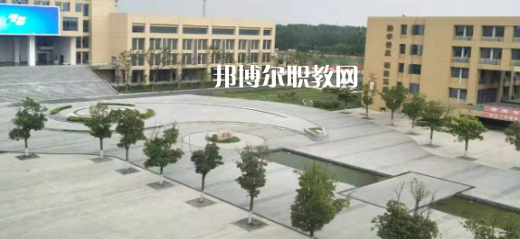2023江蘇省淮陰中等專業(yè)學(xué)校多少錢(qián) 江蘇省淮陰中等專業(yè)學(xué)校各專業(yè)學(xué)費(fèi)收費(fèi)標(biāo)準(zhǔn)