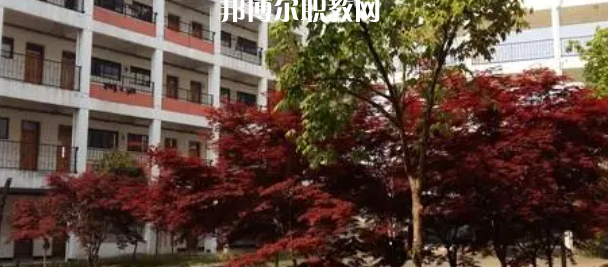 江蘇省寶應中等專業學校地址在哪里，哪個地區，哪個城市?