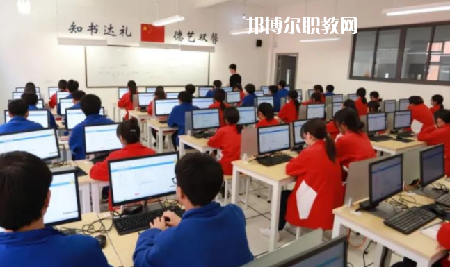 寧波市東坤職業高級中學地址在哪里，哪個地區，哪個城市?