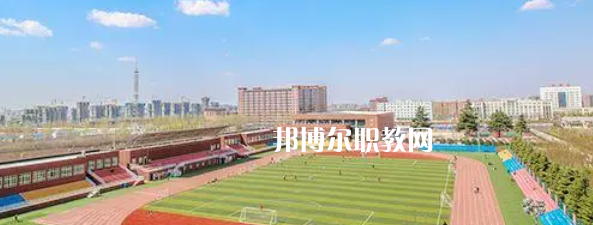 西安培華學院附屬職業(yè)中等專業(yè)學校地址在哪里，哪個地區(qū)，哪個城市?