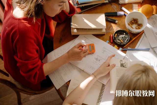 藤縣中等專業學校有哪些招生專業（2023年）