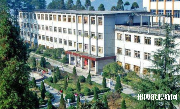 黔南民族衛生學校招生簡章2023年