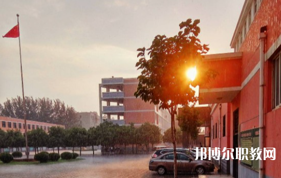 2023濮陽油田職業(yè)中等專業(yè)學(xué)校招生計(jì)劃 招生人數(shù)是多少(附要求、條件、對象)