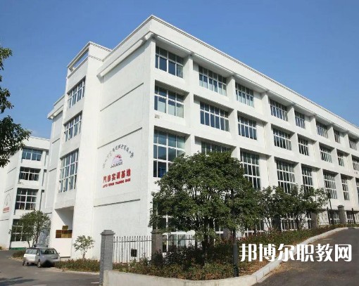 富陽(yáng)學(xué)院2023年招生錄取分?jǐn)?shù)線（2024參考）