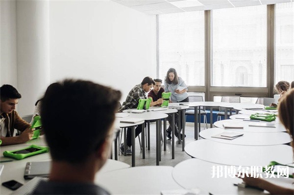 廣西哪里的中職學校能讀染整技術(面料色彩設計與跟單方向)專業