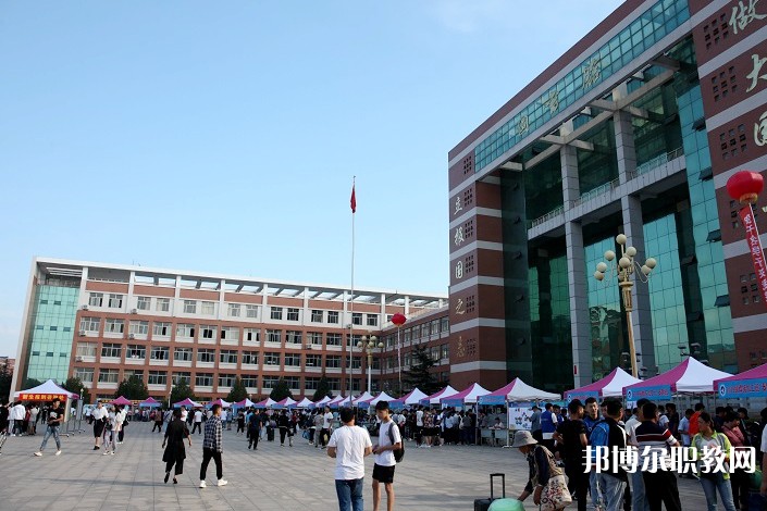 萊蕪航空中等專業(yè)學校怎么樣、好不好