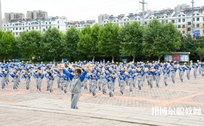 青島西海岸新區(qū)黃海職業(yè)學校怎么樣、好不好