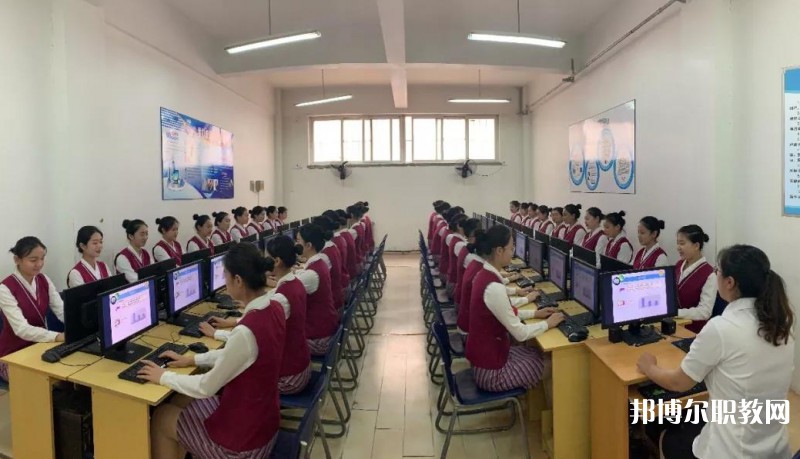 大連航空管理中等職業(yè)技術(shù)學校怎么樣、好不好