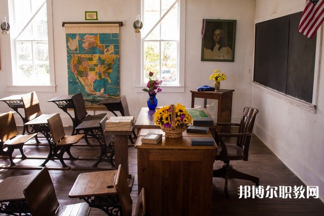 貴州哪里的中專學校能讀客戶服務專業