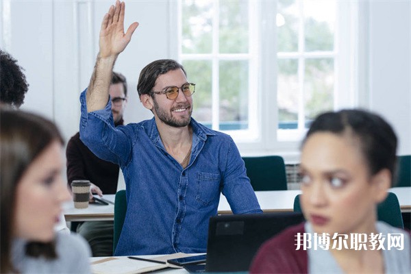 貴州哪里的職業學校能讀醫學護理專業