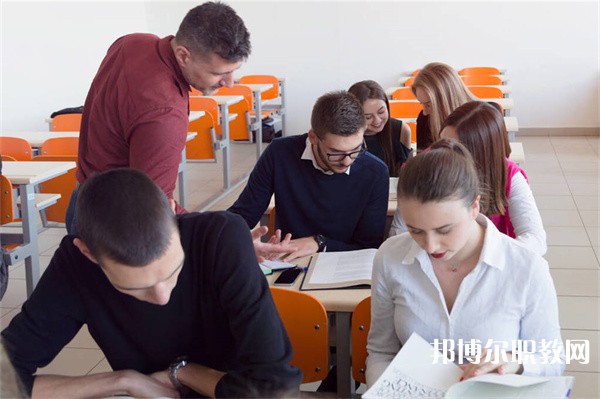 貴州哪里的職業學校能讀臨床醫學專業