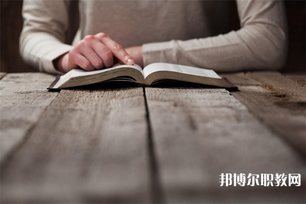 云南哪里的技工學校能讀交通客運服務（高級工）專業