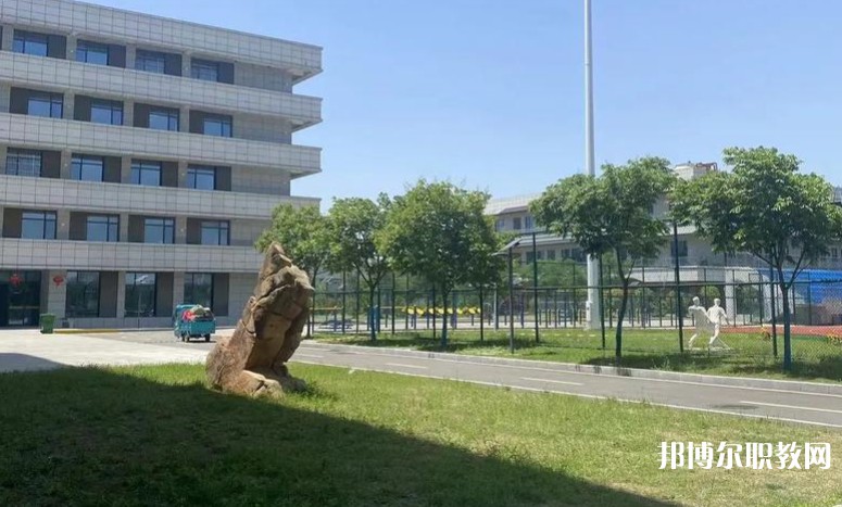 安徽省工業高級技工學校招生簡章2025年
