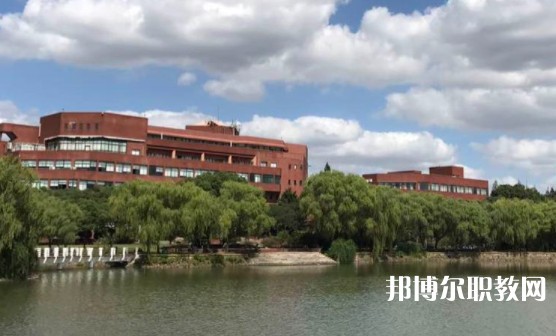 2025肇慶技工學校最新排名前三名單