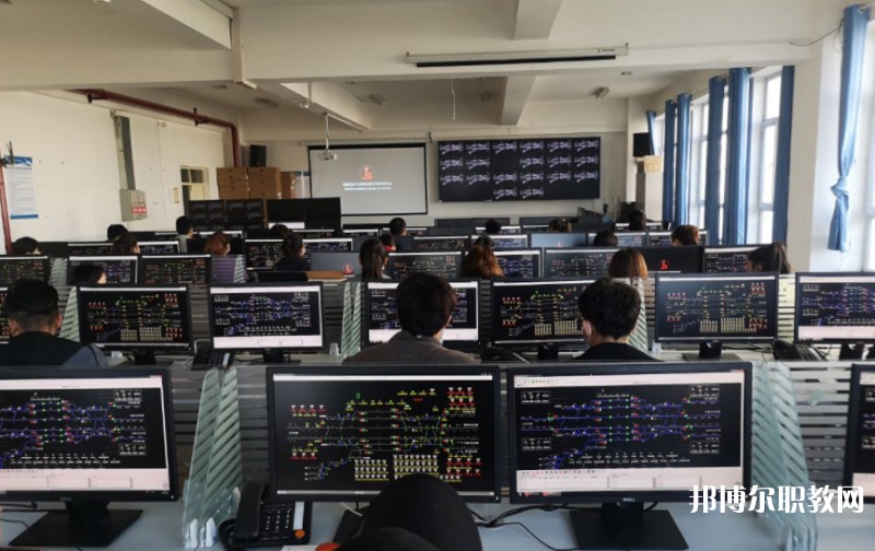 甘肅2025年在鐵路學(xué)校學(xué)什么專業(yè)好