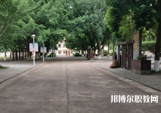 2025新鄉中職學校最新排名前三名單