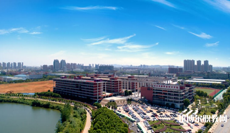 湖北2025年讀鐵路學校哪個專業好
